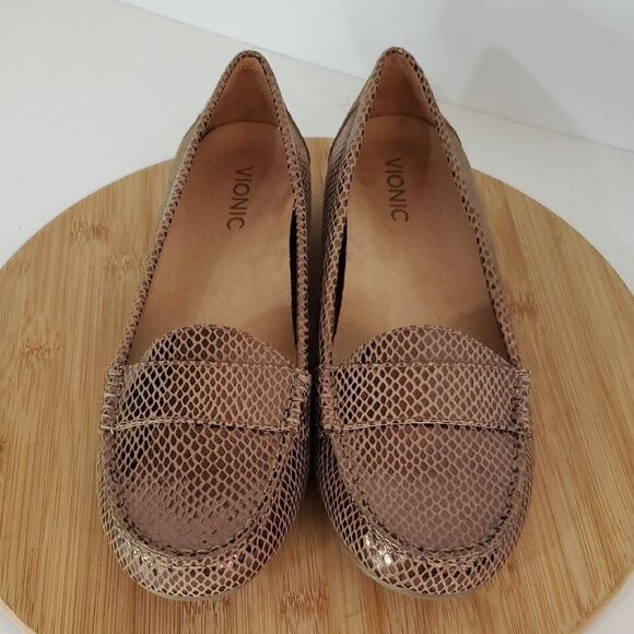 Vionic Women's Larrun Leather Snake Print Loafers Size 10 - Picture 2 of 6